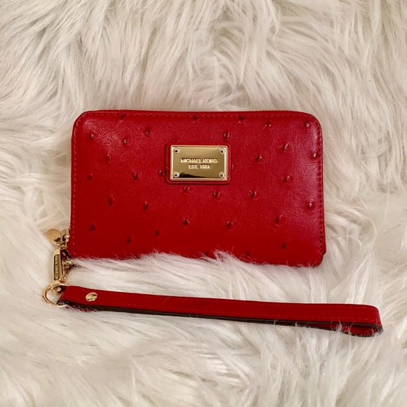 Michael Kors Handbags - MICHAEL KORS Wristlet Michael Kors Handbags - MICHAEL KORS Wristlet